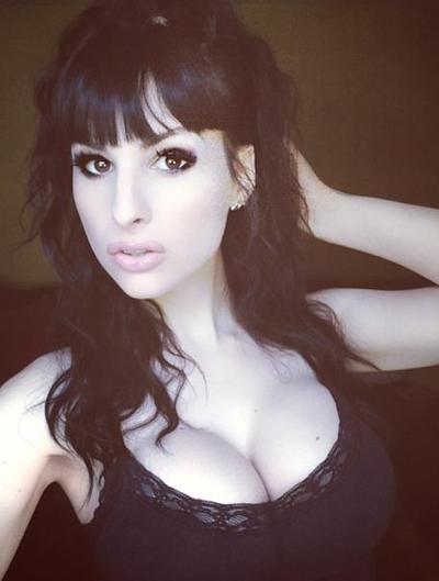 Bailey Jay Selfie Blog
